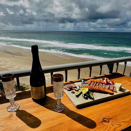 Absolutely Stunning! On The Beach !!! Gold Coast Esterno foto