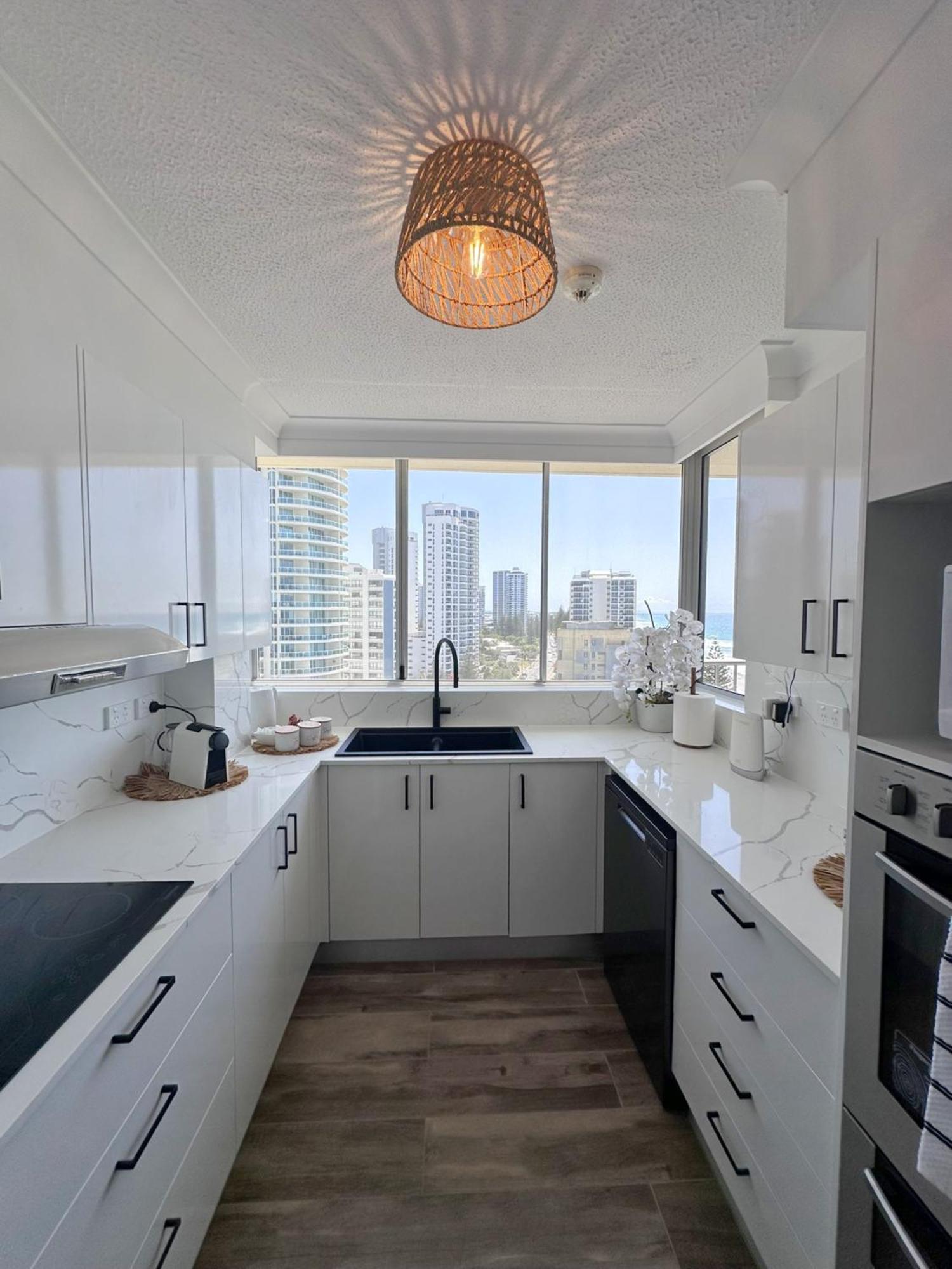 Absolutely Stunning! On The Beach !!! Gold Coast Esterno foto